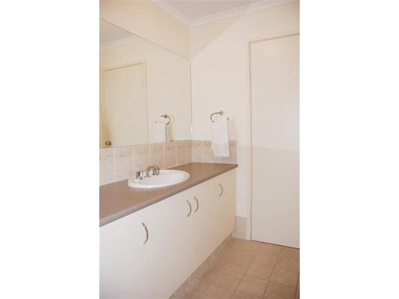 7 Kent Street, Mansfield Park SA 5012