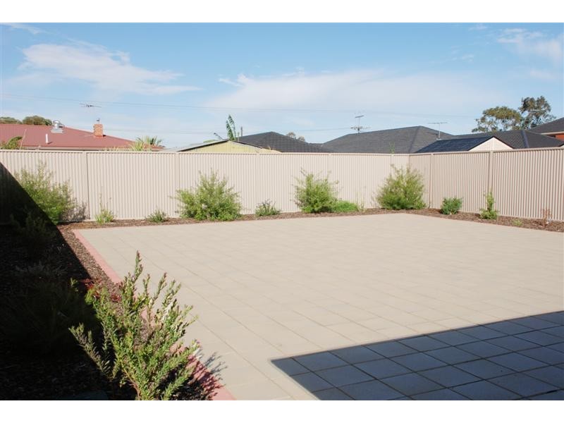 7 Kent Street, Mansfield Park SA 5012