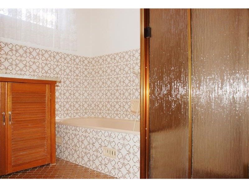 34 Webb Street, Queenstown SA 5014