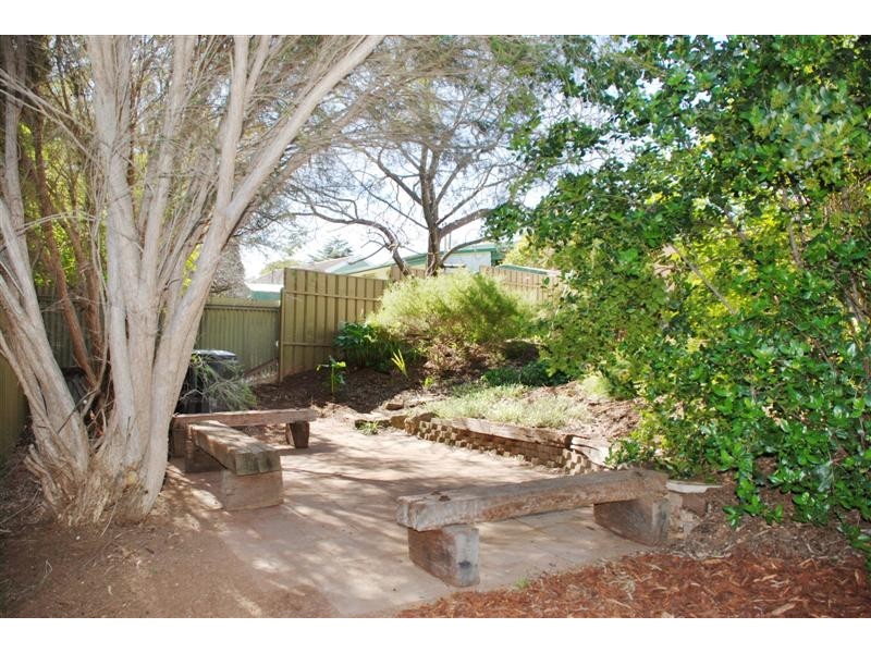 4 Victoria Drive, Modbury SA 5092