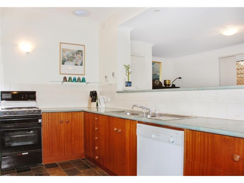 4 Victoria Drive, Modbury SA 5092