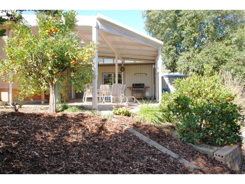 4 Victoria Drive, Modbury SA 5092