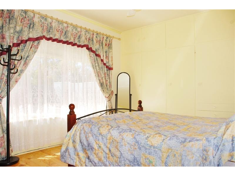 2 Victoria Drive, Modbury SA 5092