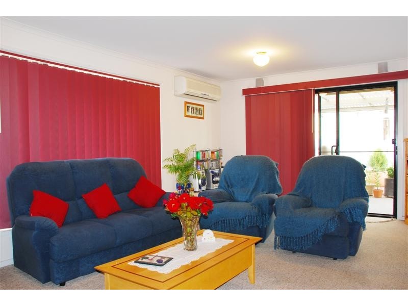 19 Sunset Circuit, Walkley Heights SA 5098