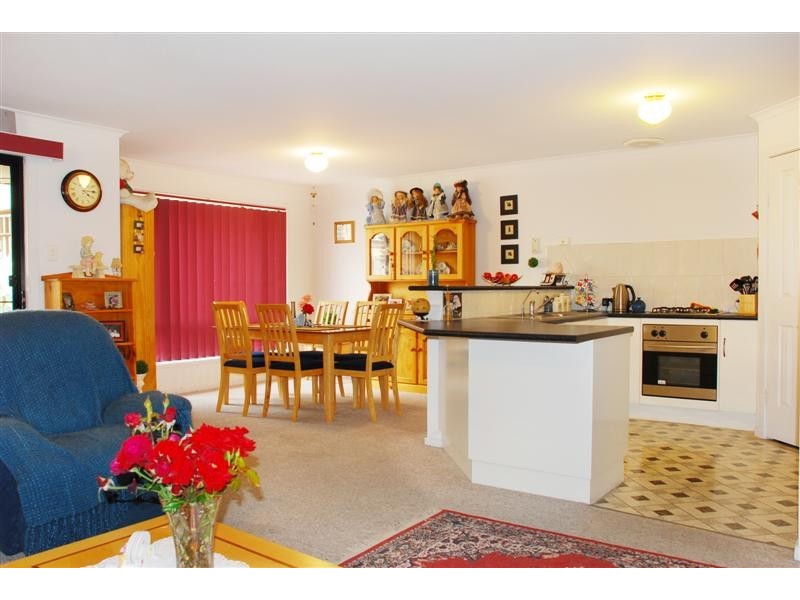 19 Sunset Circuit, Walkley Heights SA 5098