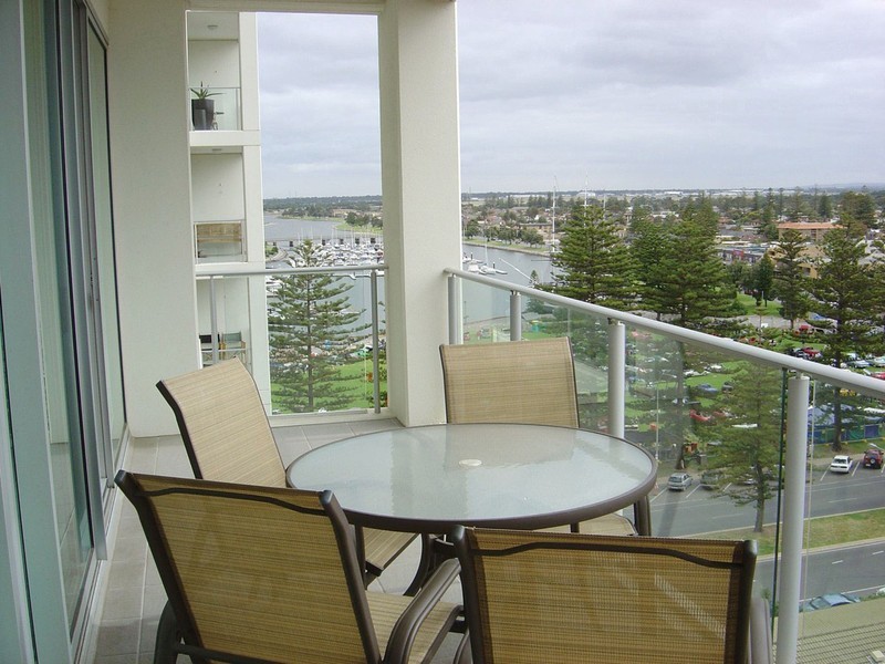 919/27 Liberty Towers, Colley Terrace, Glenelg SA 5045