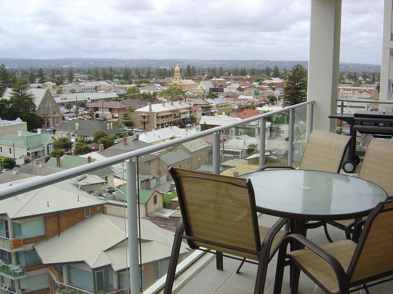 919/27 Liberty Towers, Colley Terrace, Glenelg SA 5045