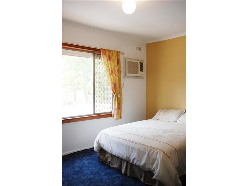 6 Kentish Road, Elizabeth Downs SA 5113