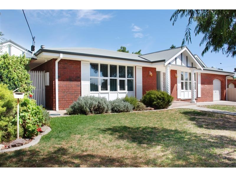 2A Malpas Street, Rostrevor SA 5073