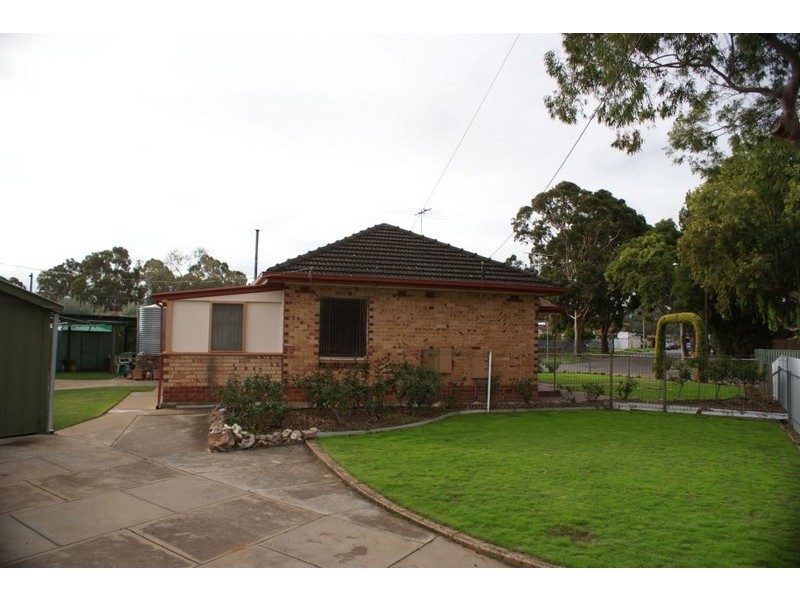 15 Wilfred Ave, Salisbury SA 5108