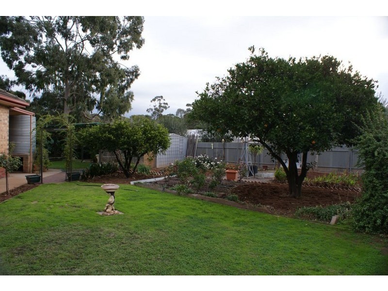 15 Wilfred Ave, Salisbury SA 5108