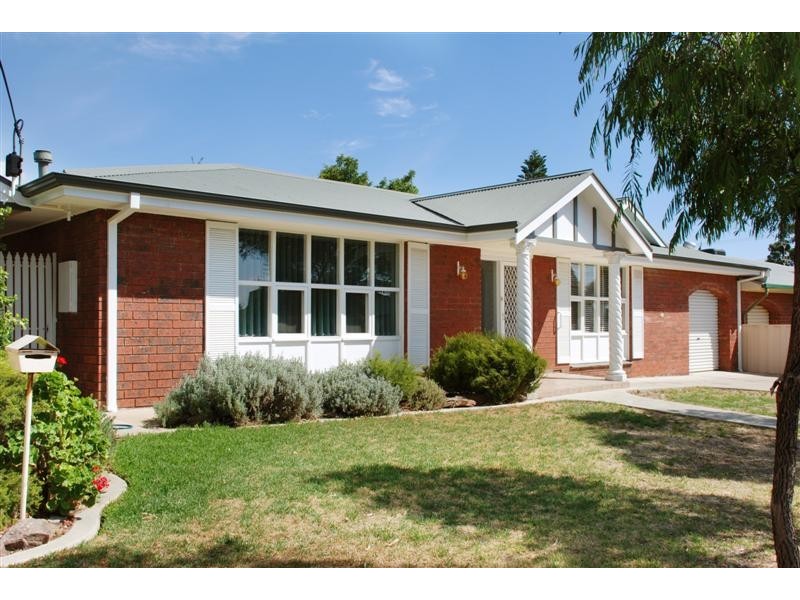 2A Malpas Street, Rostrevor SA 5073