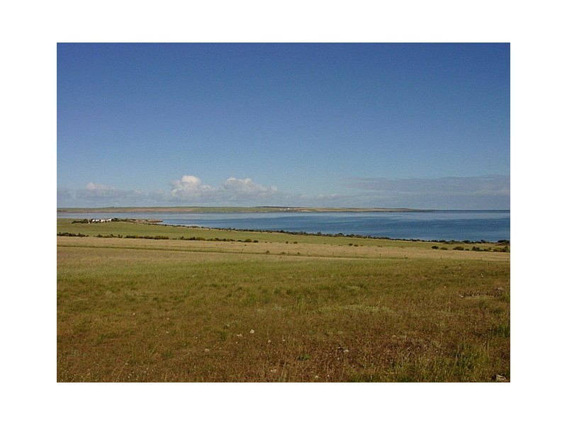 11 Brougham Place, Streaky Bay SA 5680