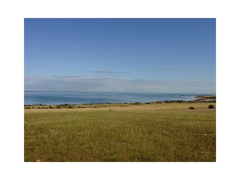 11 Brougham Place, Streaky Bay SA 5680