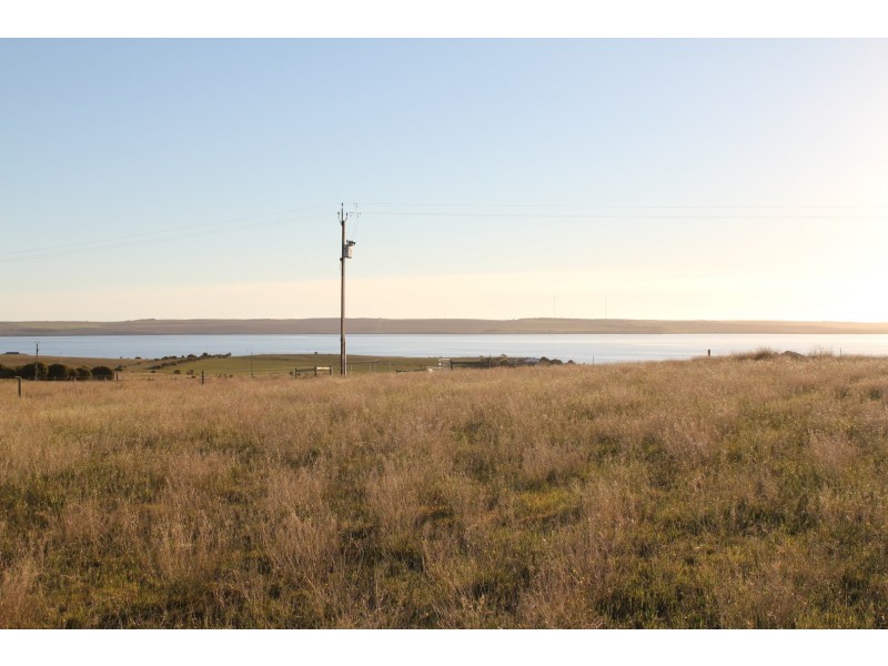 11 Brougham Place, Streaky Bay SA 5680