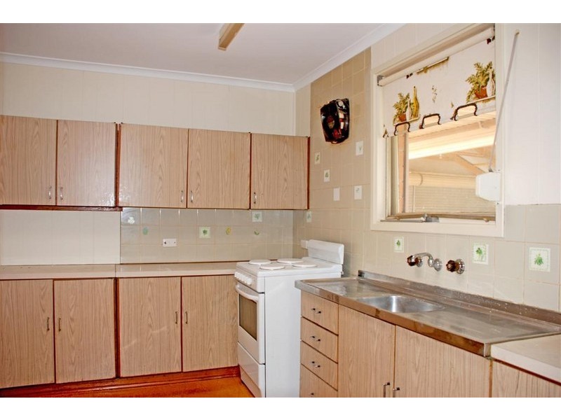 5  Burford, Elizabeth Downs SA 5113