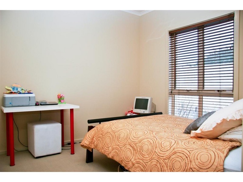 2/27 Berkeley Street, Cheltenham SA 5014