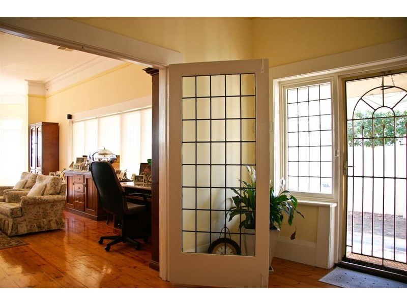 127 Esplanade, Semaphore SA 5019