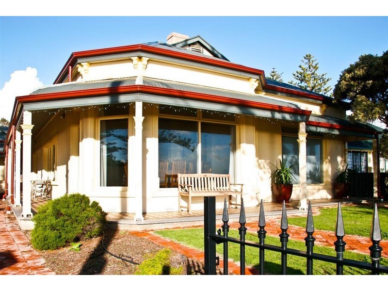 127 Esplanade, Semaphore SA 5019
