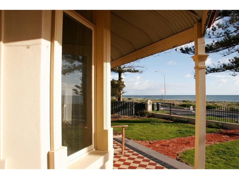 127 Esplanade, Semaphore SA 5019