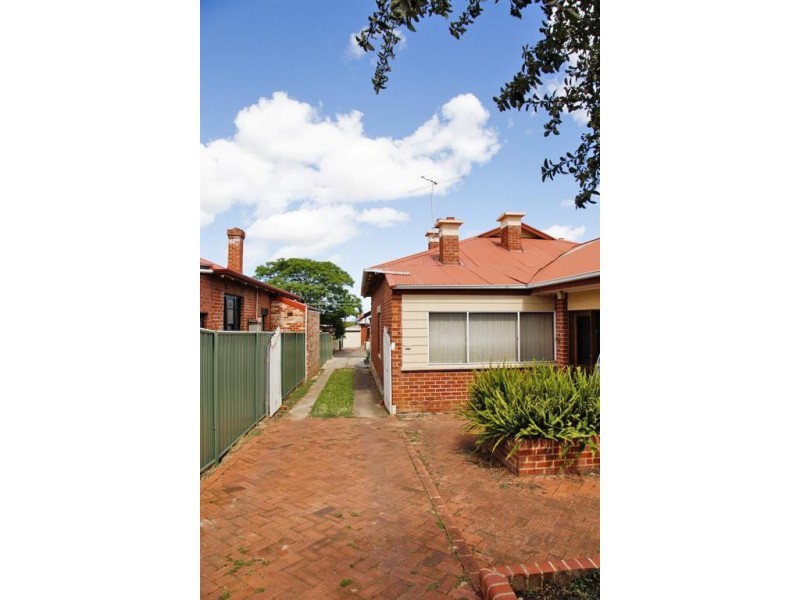 9 Athol Avenue, Prospect SA 5082