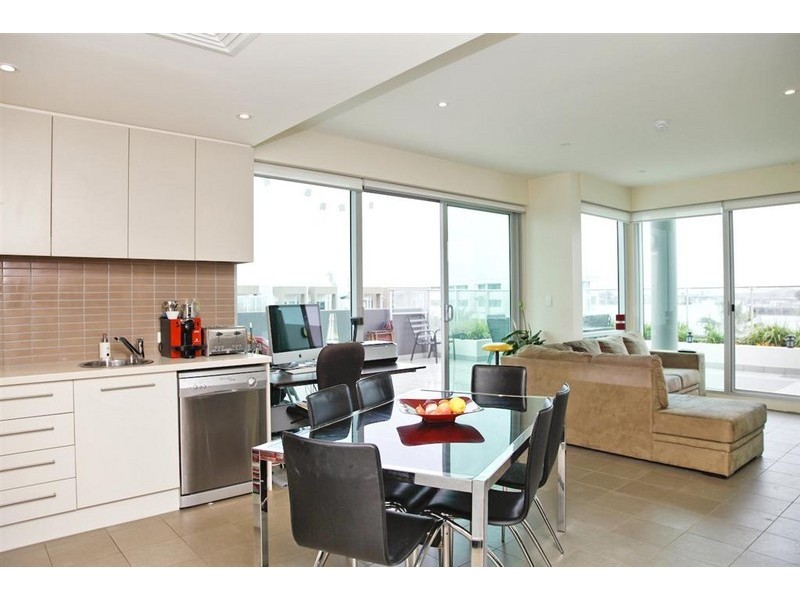 Apart 206,  1-2 Tarni Court, Spinnaker Sky Homes, New Port SA 5015