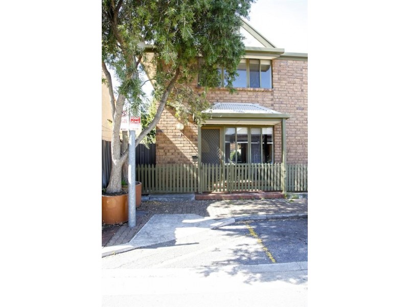 8/12 Gray Court, Adelaide SA 5000