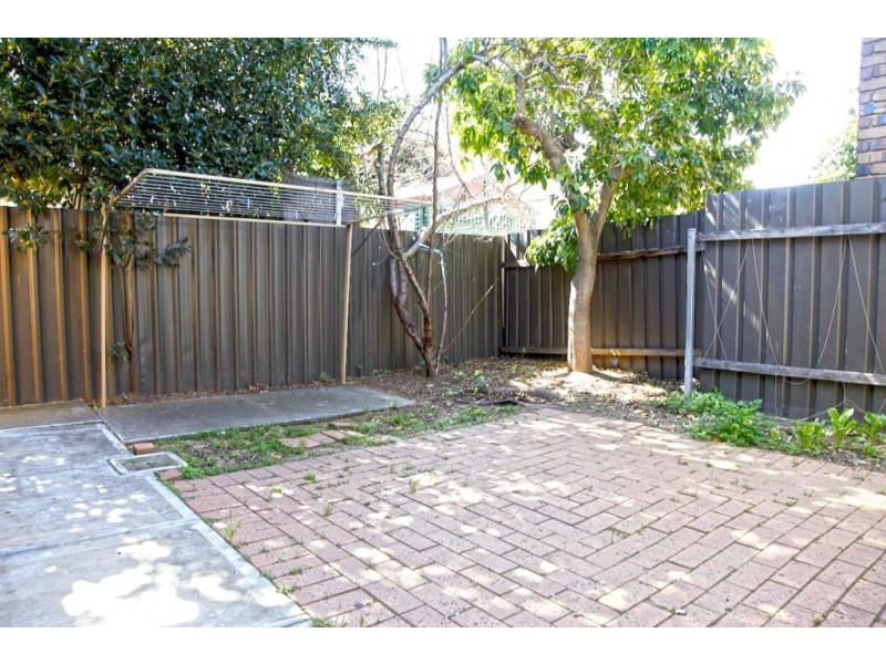 8/12 Gray Court, Adelaide SA 5000
