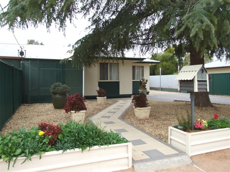 5 Belah St, Renmark SA 5341