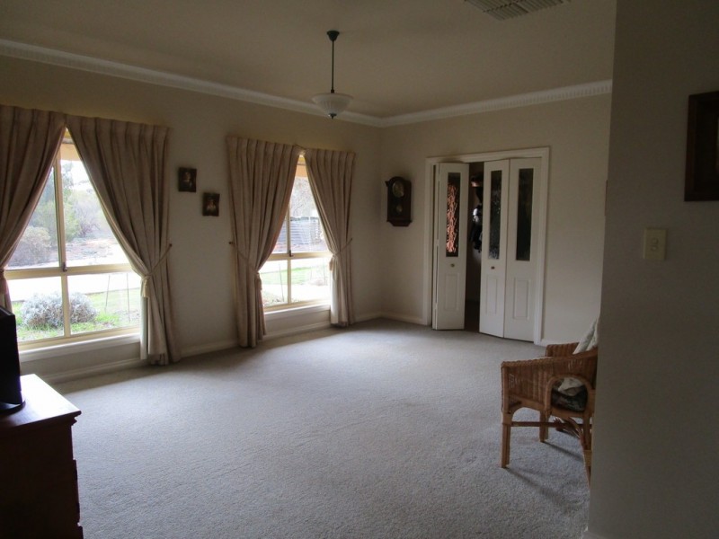 314 Bassham Rd, Loveday SA 5345