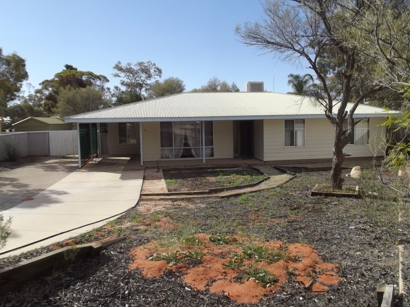 15 Mirra Street, Roxby Downs SA 5725
