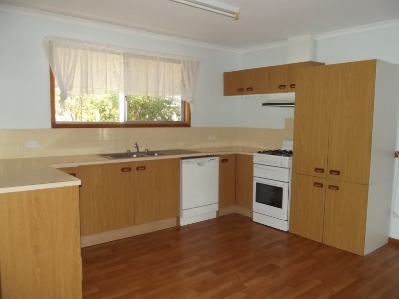 15 Mirra Street, Roxby Downs SA 5725