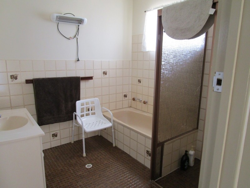 51 Colin, Loxton SA 5333