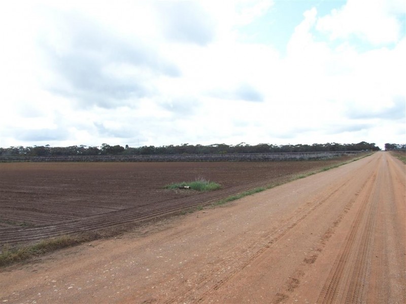 Lot 4 Katarapko Cr Winkie via, Berri SA 5343