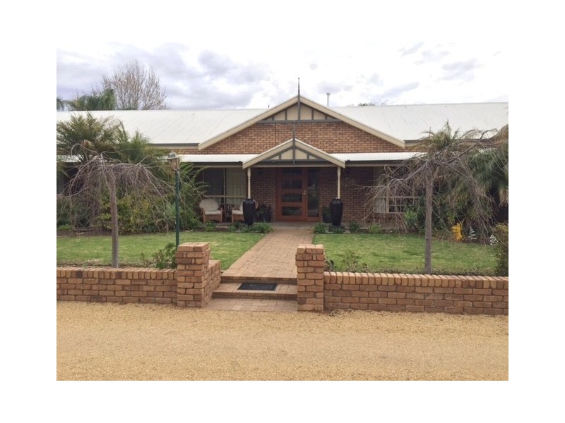 20197 Renmark Ave, Renmark SA 5341