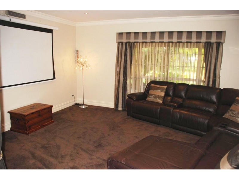 20197 Renmark Ave, Renmark SA 5341