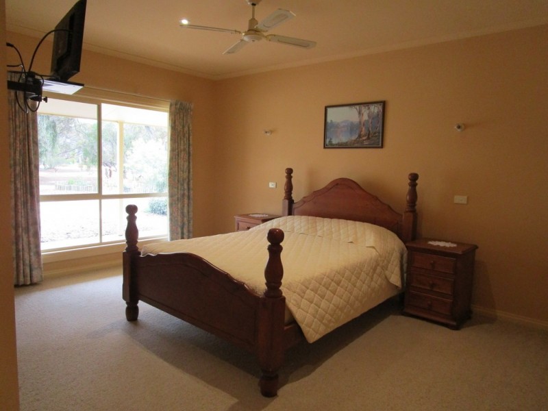 54 Slaughter Rd, Barmera SA 5345