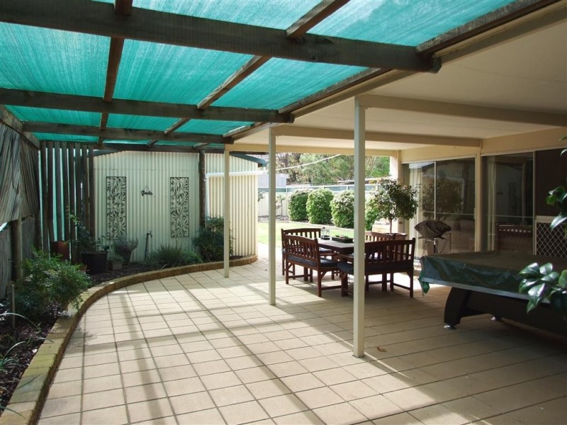 16 Twelfth St, Renmark SA 5341