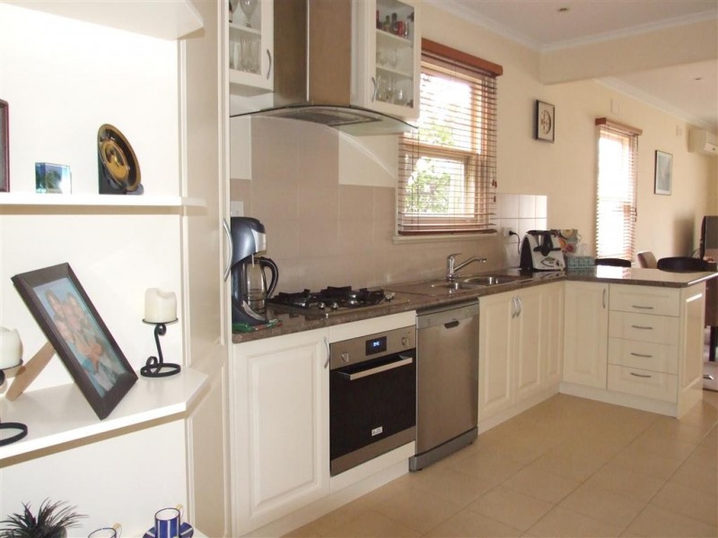 16 Twelfth St, Renmark SA 5341