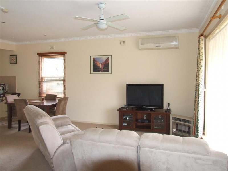 16 Twelfth St, Renmark SA 5341