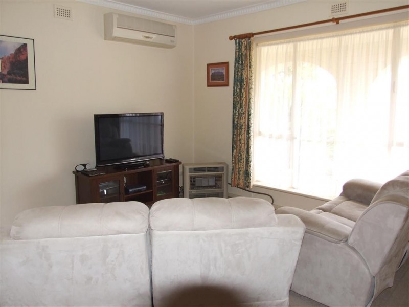 16 Twelfth St, Renmark SA 5341