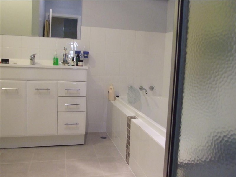 16 Twelfth St, Renmark SA 5341