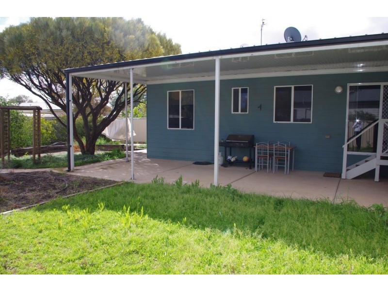 6 Stemodia Street, Roxby Downs SA 5725