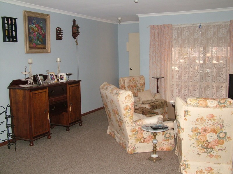 12/6  Phibbs Court, Roxby Downs SA 5725