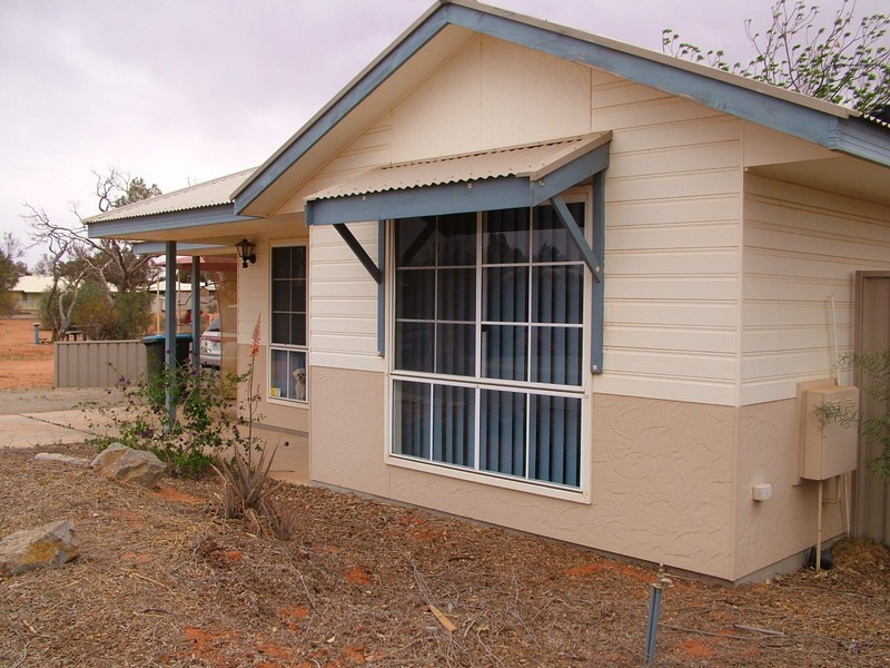 6/11 Pine Crescent, Roxby Downs SA 5725