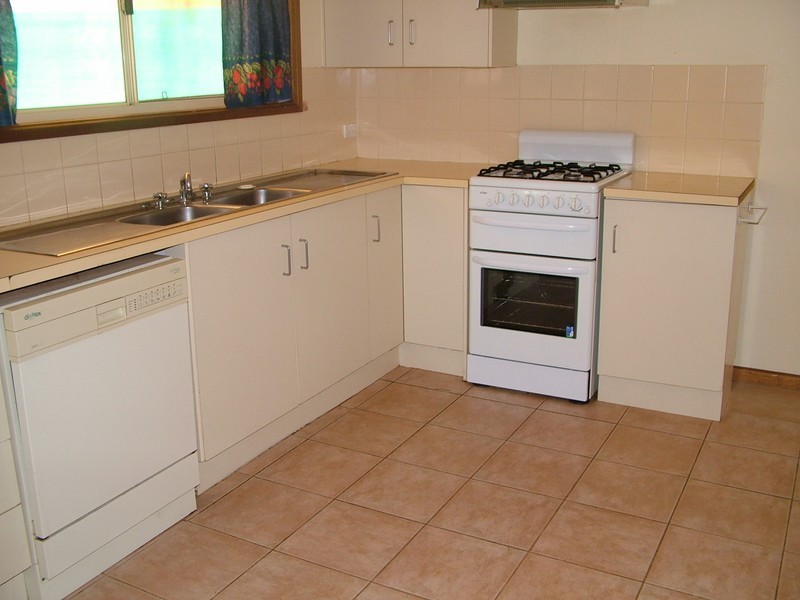 87  Stuart Road, Roxby Downs SA 5725