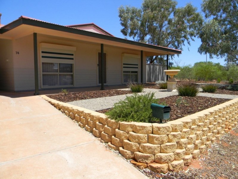 74 Stuart Road, Roxby Downs SA 5725