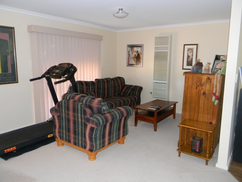 74 Stuart Road, Roxby Downs SA 5725