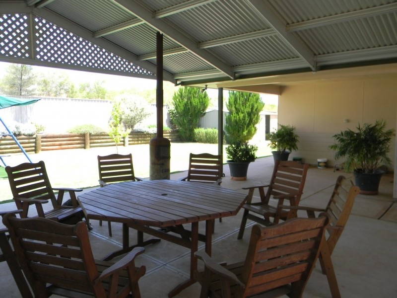 74 Stuart Road, Roxby Downs SA 5725