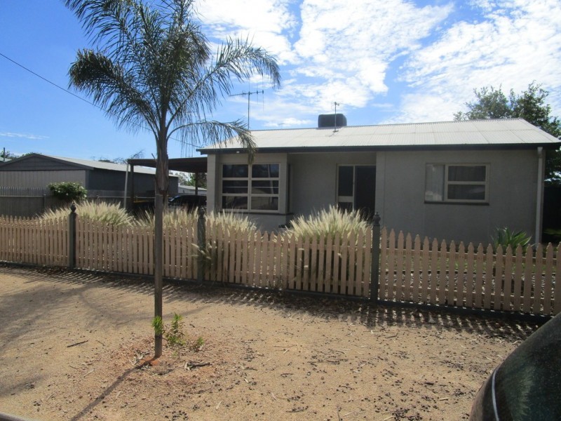 6 Obst Street, Berri SA 5343